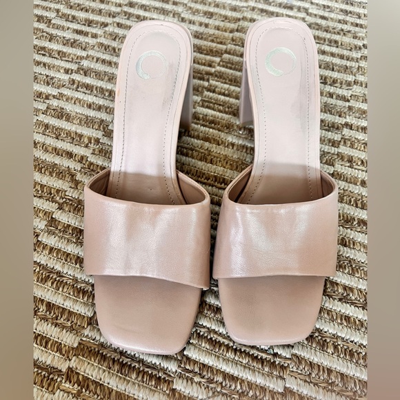 Journee Collection Alisia Sandal Heels size 9 from DWS. - Picture 2 of 5